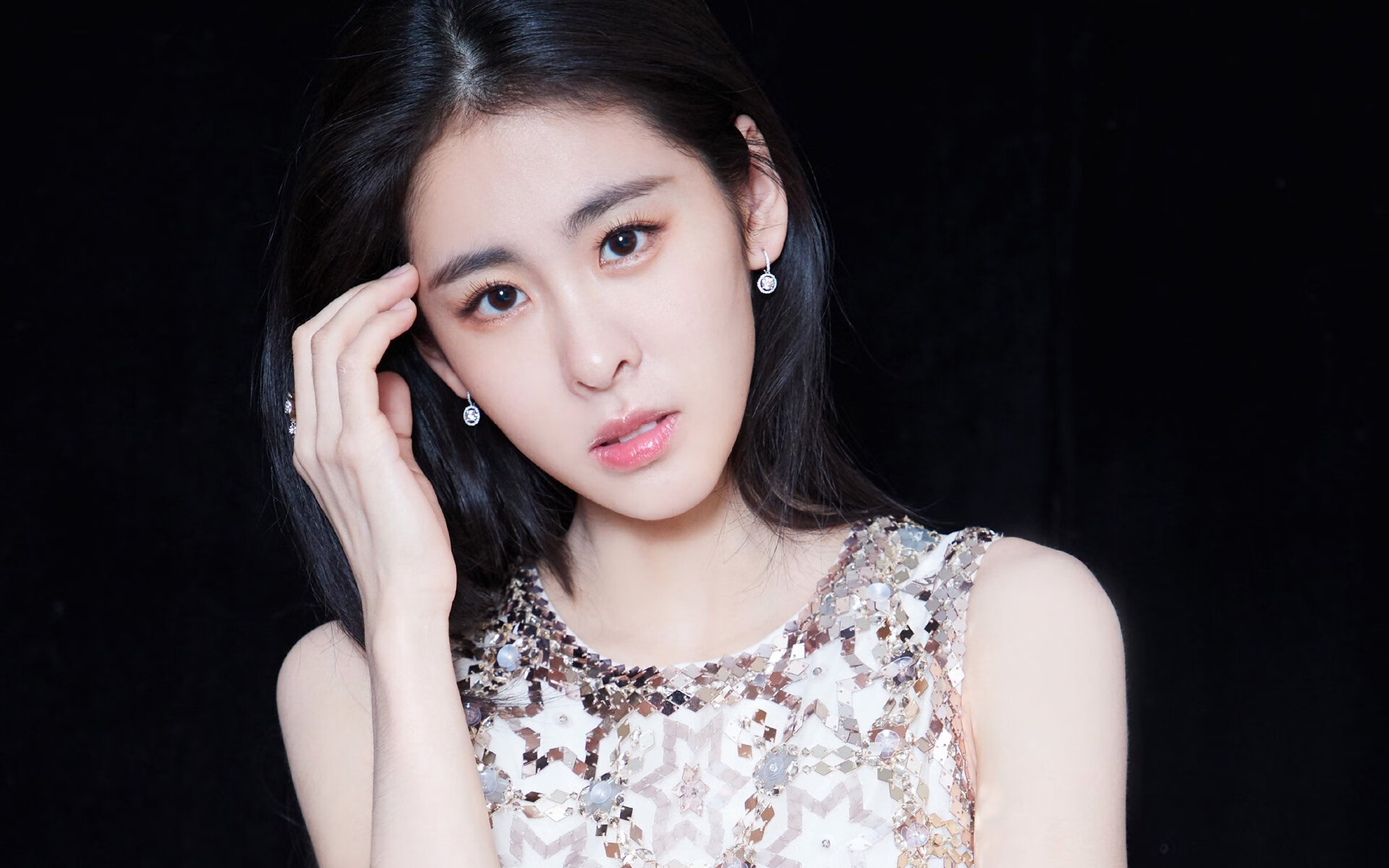 Kaiyun APP-乌拉圭男足在巴黎奥运会比赛中表现出色，赢得奖牌，乌拉圭著名足球运动员