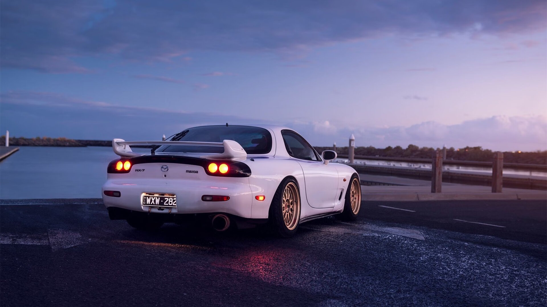 kaiyun开云·官方网站-帕尔马门将出色发挥，完成多次关键扑救，助球队获胜，帕尔马著名球星